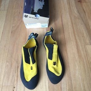 Evolv - Addict climbing shoe